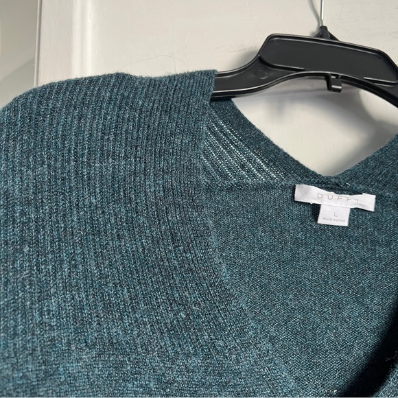 Duffy Cashmere Teal Sea Glass V Neck Sweater - Picture 4 of 7